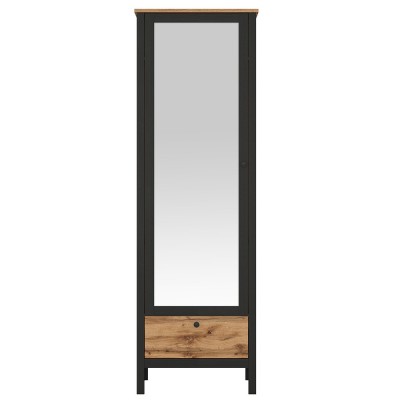 Шкаф -пенал №3